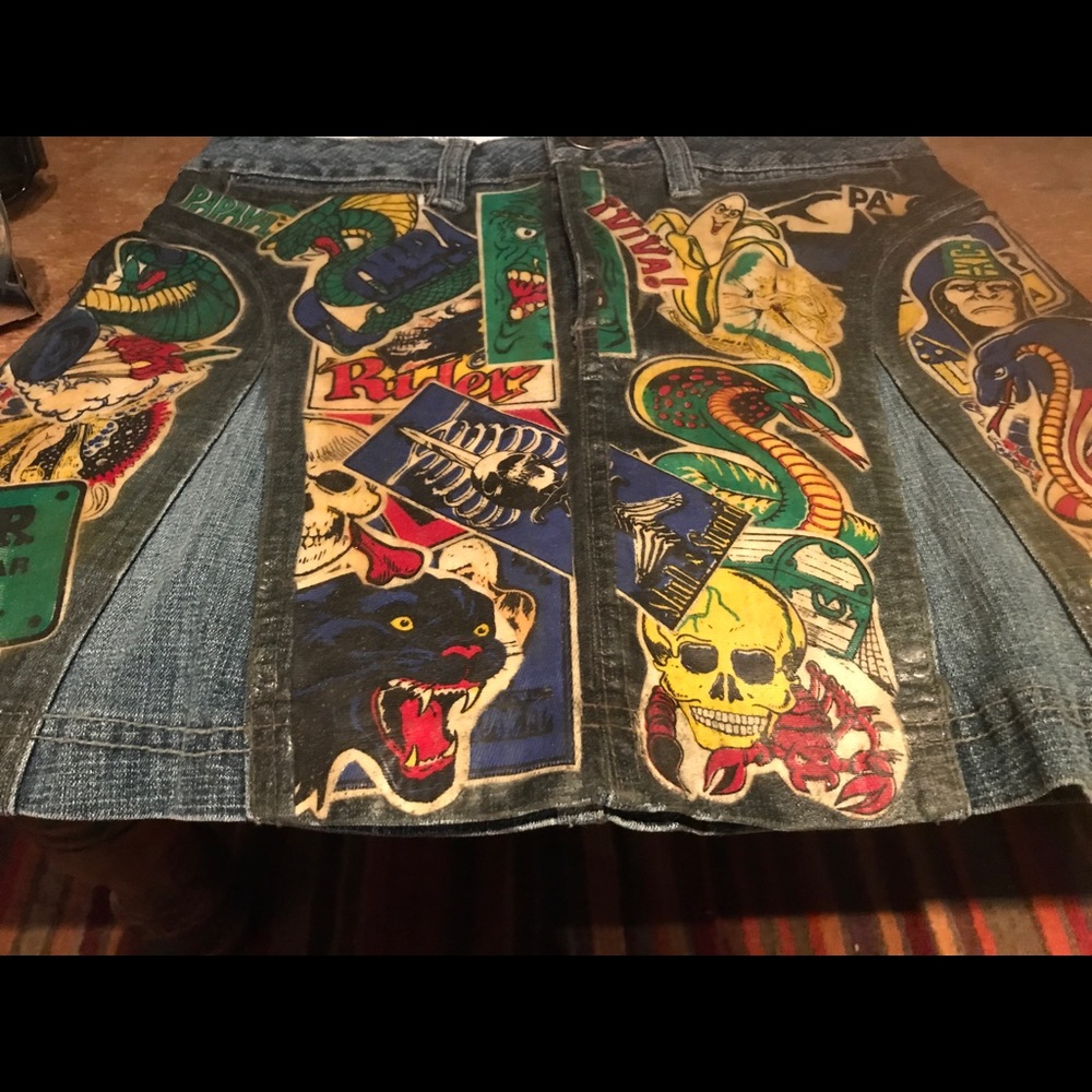 Unusual jean skirt